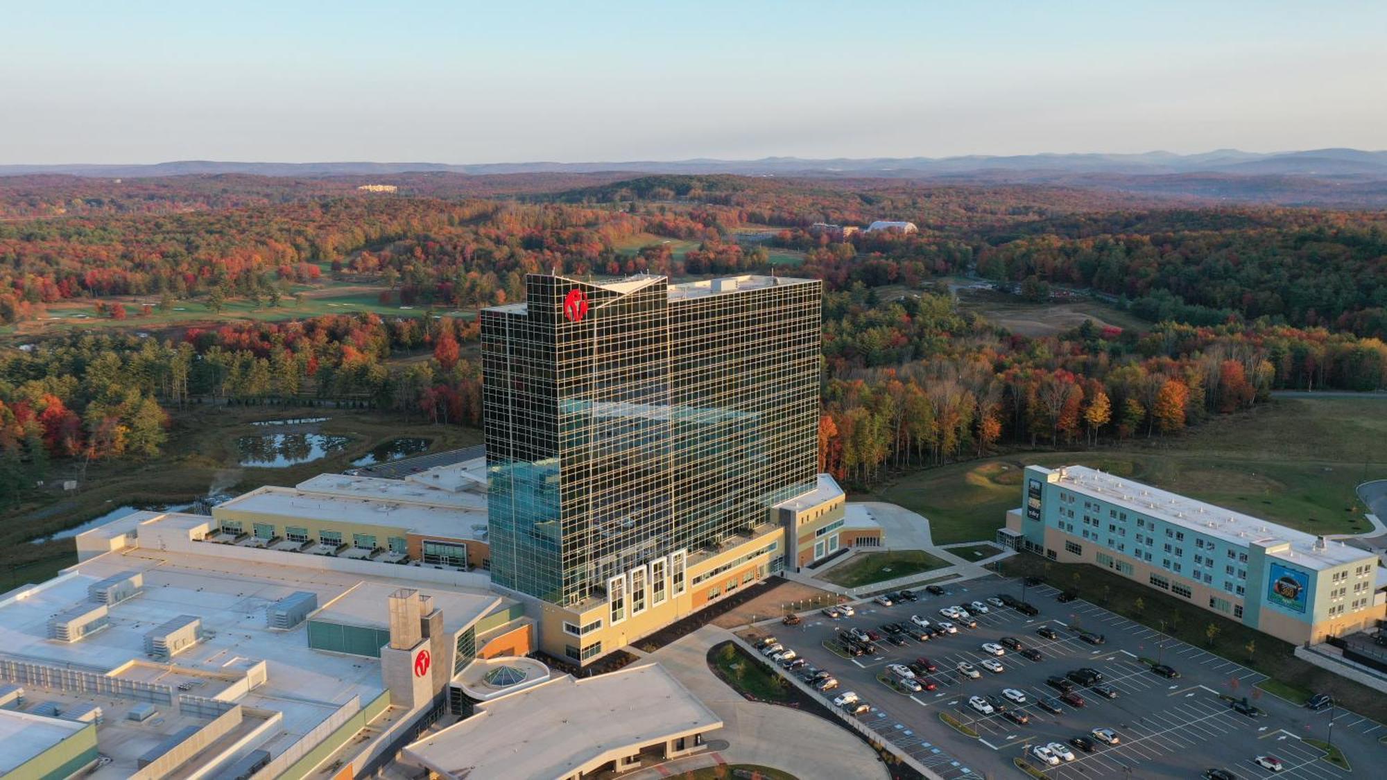 Resorts World Catskills Monticello Exterior photo